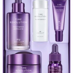 Revolution Night Repair Skincare Set 
Box is still sealed